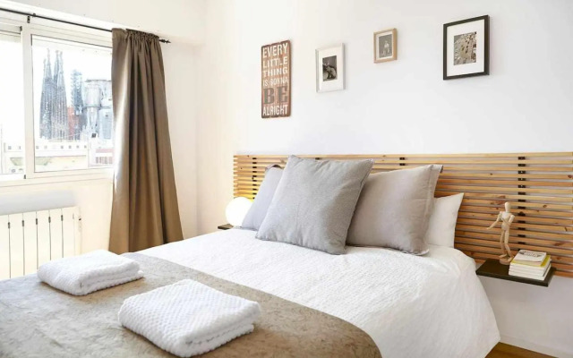 SAGRADA FAMILIA VIEWS Nos preocupa su seguridad