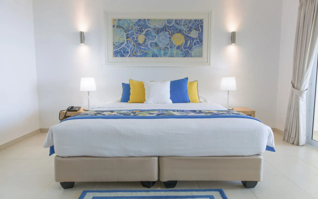 Acajou Beach Resort