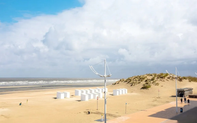 Modern Coastal Apartment in Koksijde
