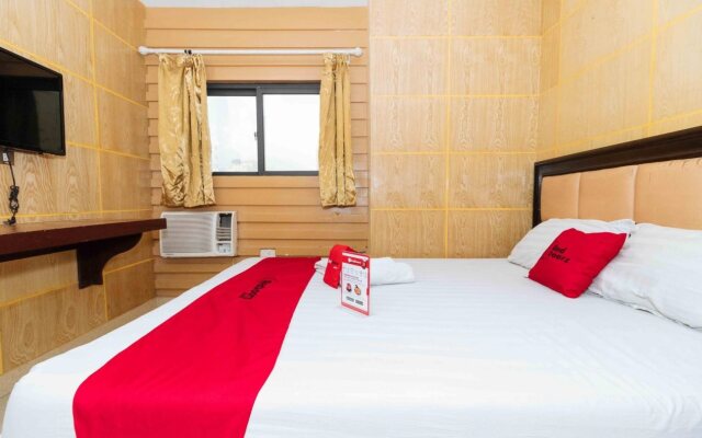 Winter Hotel by RedDoorz