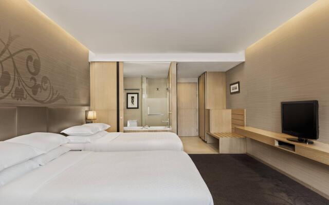 Four Points by Sheraton Bangkok, Sukhumvit 15