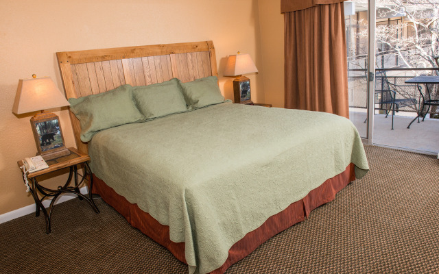 Gatlinburg Town Square