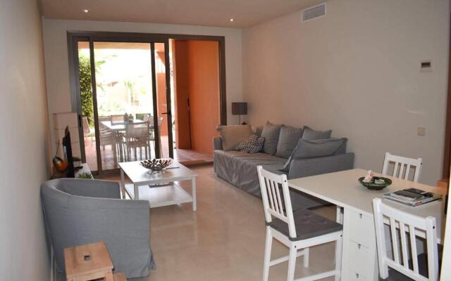 2256-Stunning groundfloor in luxury complex!