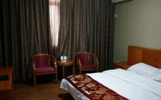 Xixia Jinxiu Garden Hotel