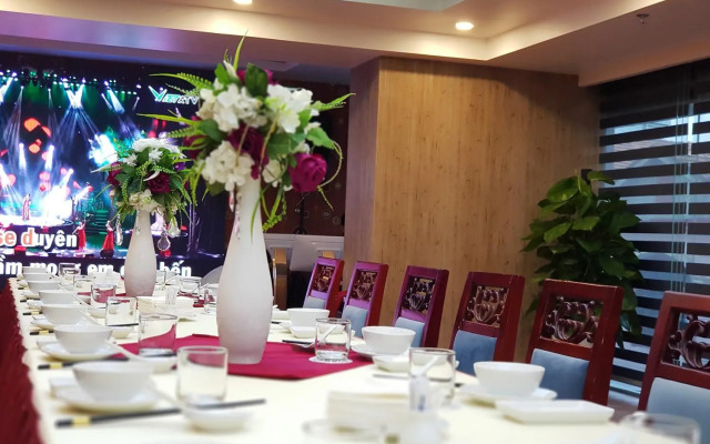Tan Binh Hotel