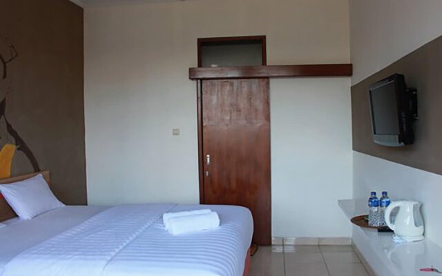 Maple House by Villa Istana Bunga