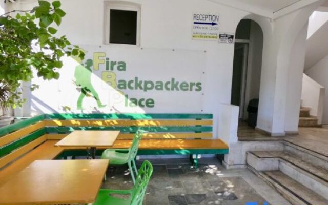 Fira Backpackers Place