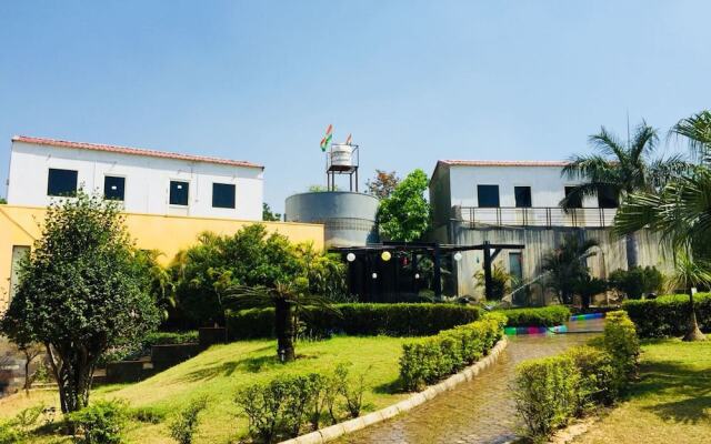 Kingfisher Aravali Resort