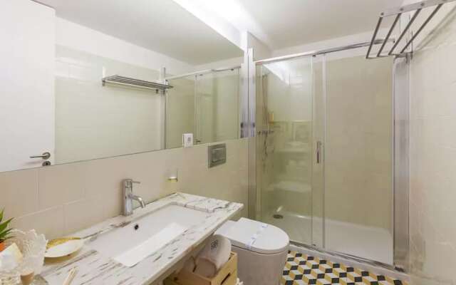 Boutique Rentals - Republica's Garden Studio with views