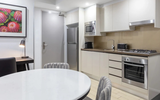Meriton Suites North Ryde