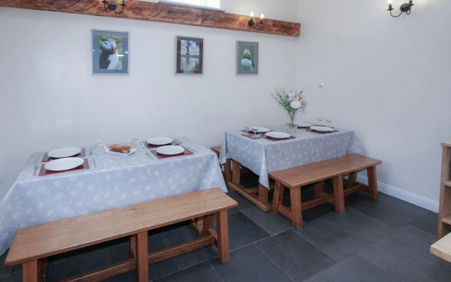 Bunk House - 4 Bedroom - Llangenith