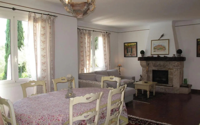 Holiday Home Le Clos des Oliviers - CAE140