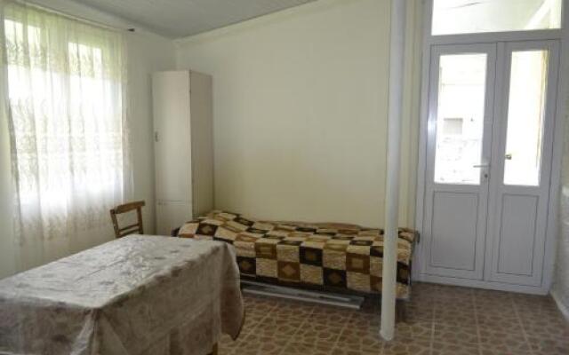 Manoni's Guest House