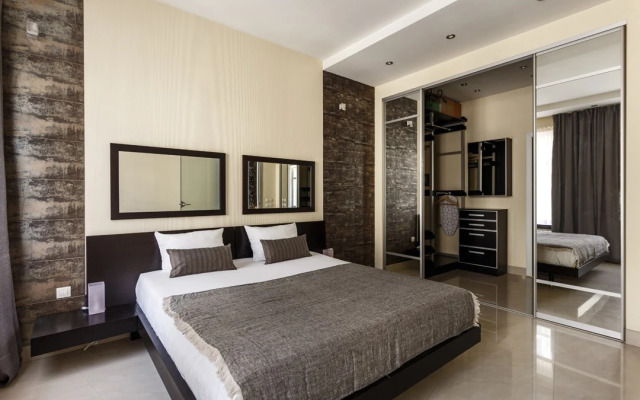 1912 на Стремянной 13