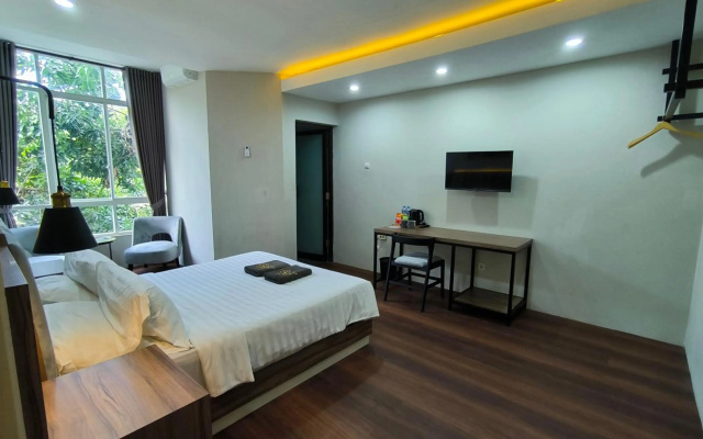 Hotel Kencana Jaya by ZUZU – Guest Rooms – Jepara