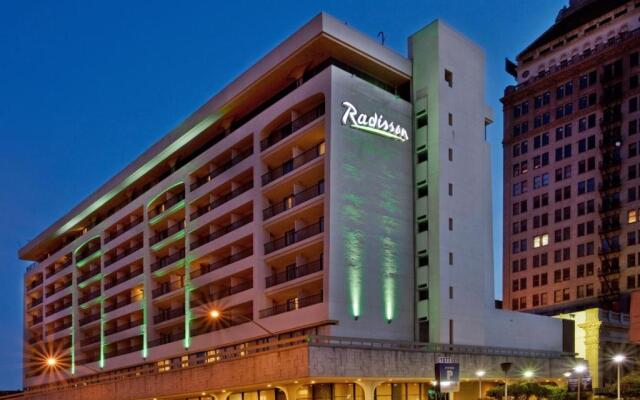 Holiday Inn Fresno Dtwn-Convention Center