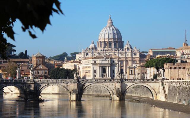 St. Peter Home - Your home in Rome