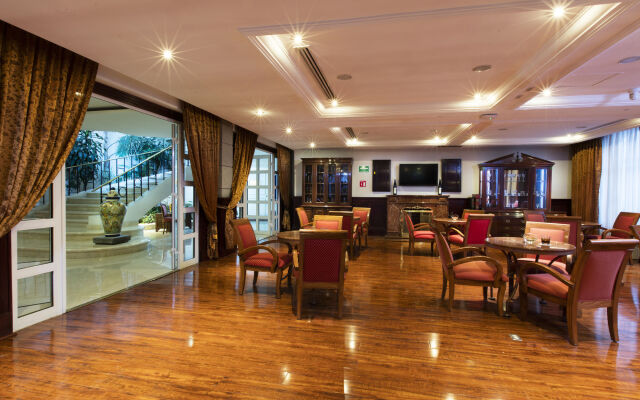 Krystal Satélite María Bárbara