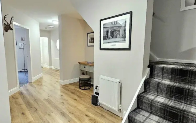 Warm & Cosy Home in Glasgow