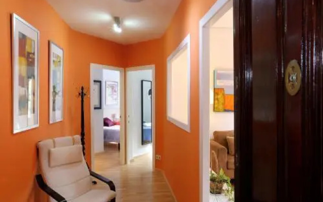 Reino de Valencia Apartments