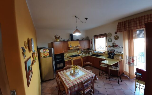 Pretty Apartment in Santa Venerina With Garden