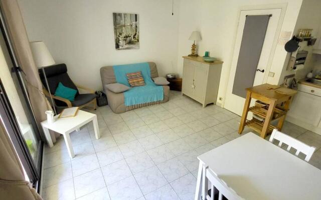 Appartement Six-Fours-les-Plages, 2 pièces, 4 personnes - FR-1-316-157