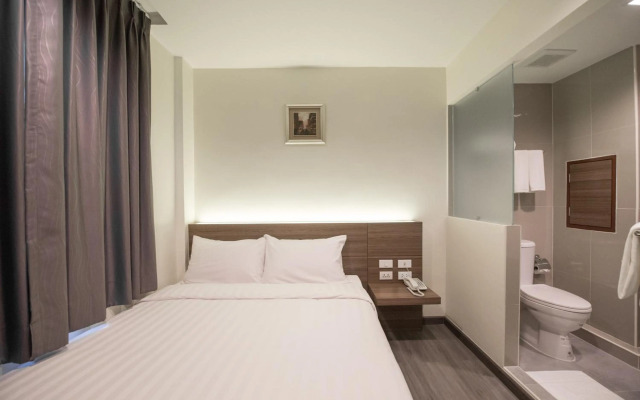 Sovereign Group Hotel