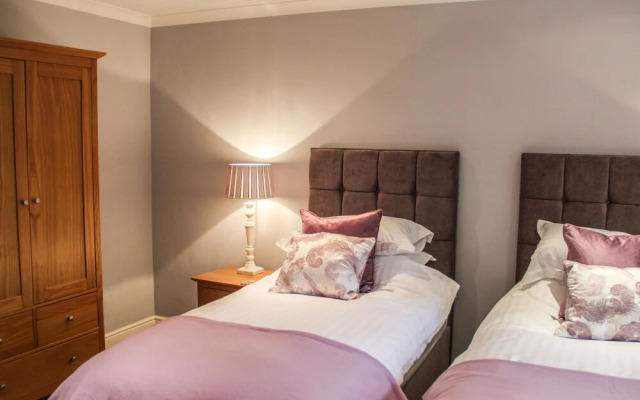 Geltsdale Garden Apartment