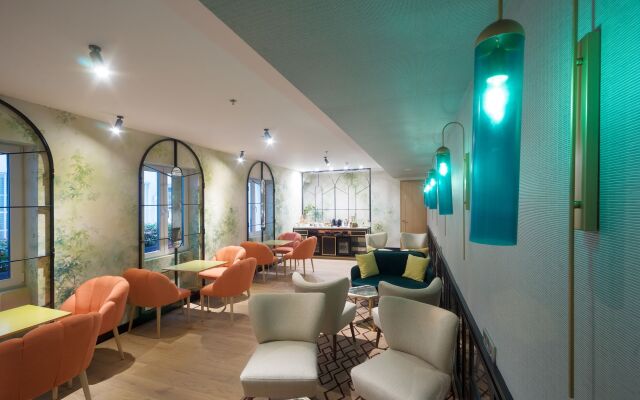 ICON Casona 1900 by Petit Palace