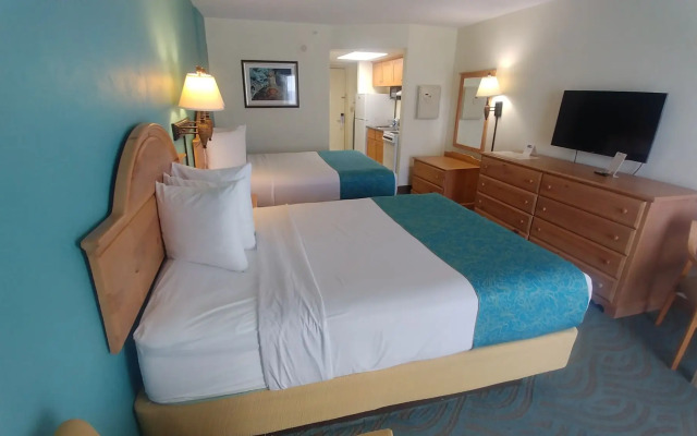 Tropical Winds Oceanfront Hotel