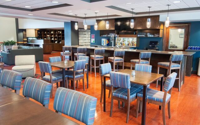 Four Points by Sheraton Columbus-Polaris