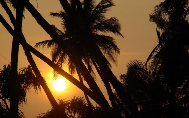 Lanka Beach Bungalows