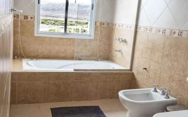 Hotel Cuesta De Miranda