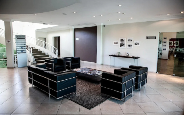 Itu Plaza Hotel