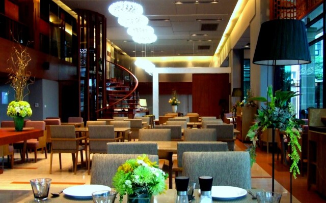Summit Windmill Golf Suite Hotel @Suvarnabhumi