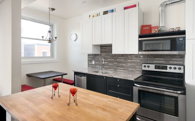 Architectural 2BR in Mile End by Sonder