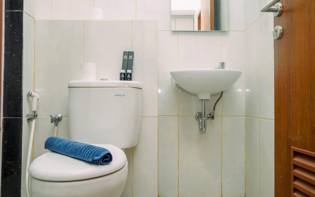 Compact and Modern Studio Room Apartment at Grand Kamala Lagoon