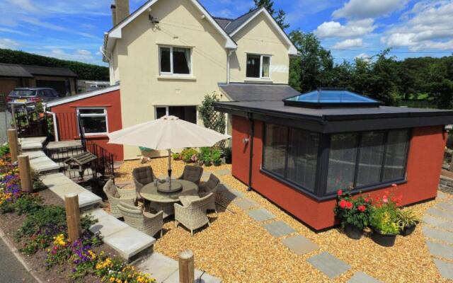 The Lodge Brecon B&B