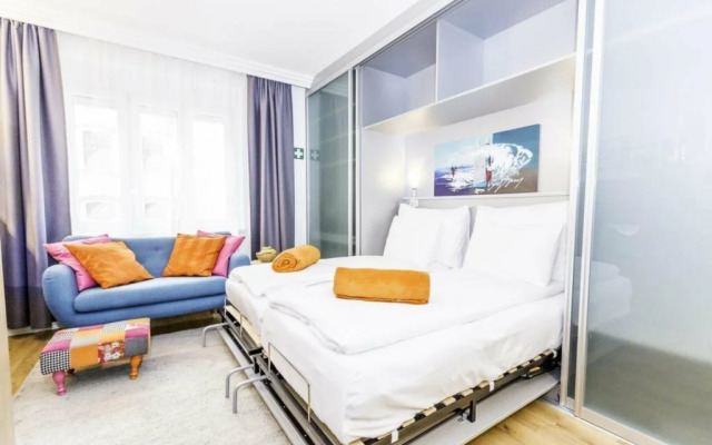 Mar Suite Apartments