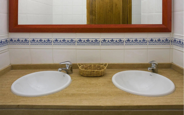Apartamentos Pirámides
