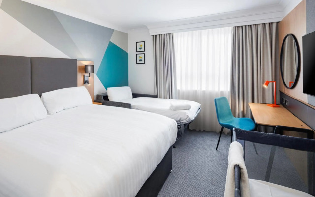 Holiday Inn Aylesbury by IHG