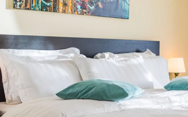 58th Floor Apartment with Dream Sea View