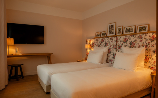9 Hotel Chelton - Image 3