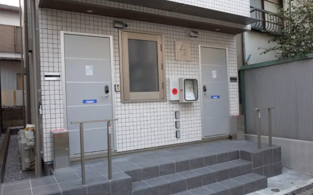 Lien Nishi Shinjuku