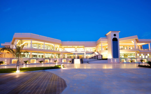 Pickalbatros Royal Moderna Sharm & Aqua Park