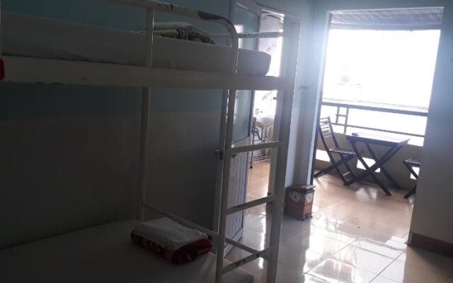 Fa Backpackers Hostel