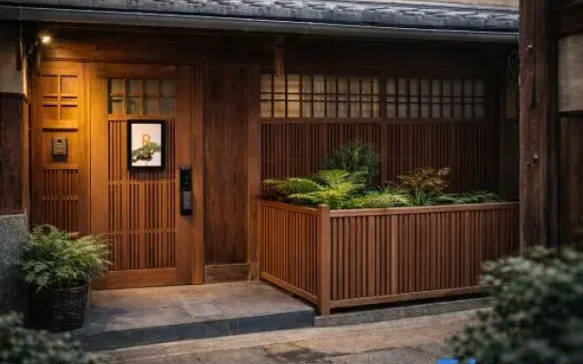 Miya Townhouse by Reflections