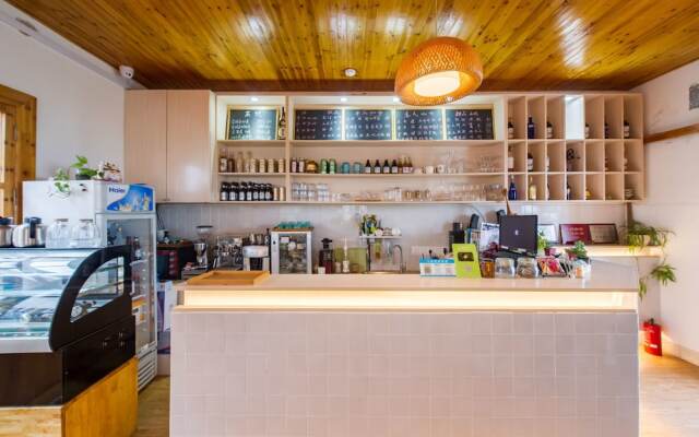 Taihu Baopu Fish Inn