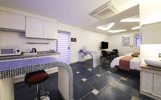 Dubai Hotel