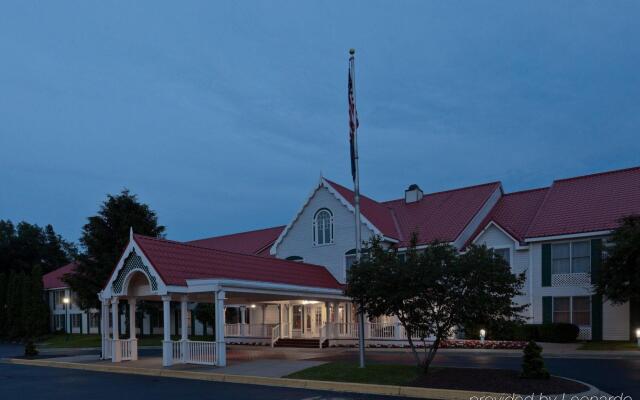 Country Inn & Suites by Radisson, Holland, MI